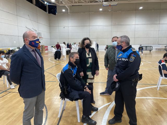 Comienza la vacunación a la policía portuaria de Cartagena