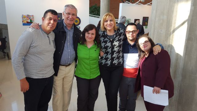 Inauguración de la exposición de arte y artesanía de Asido Cartagena 'Sensaciones 14'