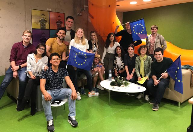 La conmemoración del Día de Europa culmina los actos organizados por el Espacio de Movilidad de la Concejalía de Juventud