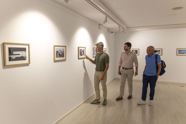 Las fotografías que Rafael Chirbes realizó en su viajes por el Mediterráneo se muestran en La Mar de Músicas de Cartagena