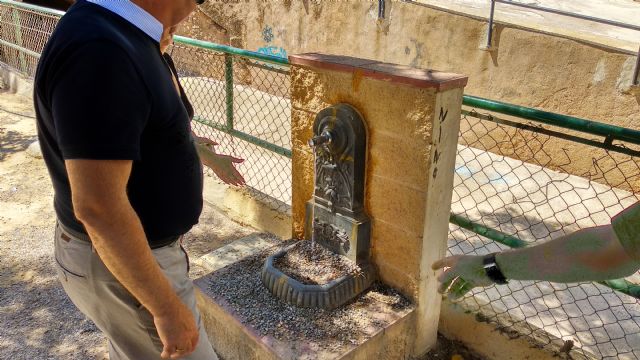 Cs denuncia la falta de mantenimiento de las fuentes públicas de agua potable en Cartagena y pide incrementar su número