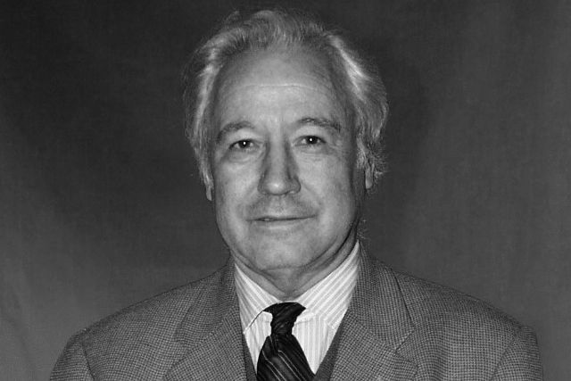 Gracias al impulso de MC, el Ayuntamiento hará hijo predilecto de Cartagena a Alfonso Emilio Pérez Sánchez, ilustre cartagenero que dirigió el Museo del Prado de 1983 a 1991