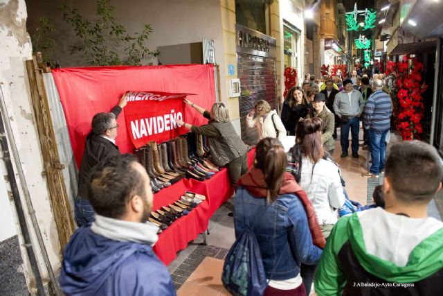 Ambiente navideño en el Area Comercial San Fernando