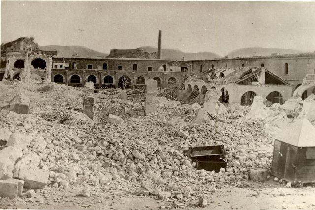 Homenaje a las víctimas de la explosión del Parque de Artillería durante el Cantón