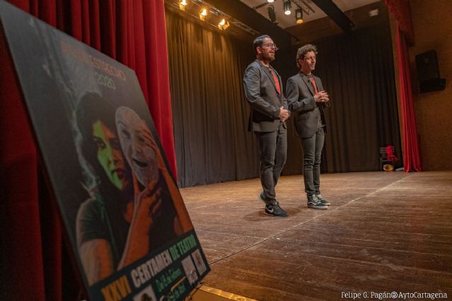 ´Infiltrados en Pozo Estrecho´ dio el pistoletazo de salida al XXVI Certamen de Teatro de Pozo Estrecho