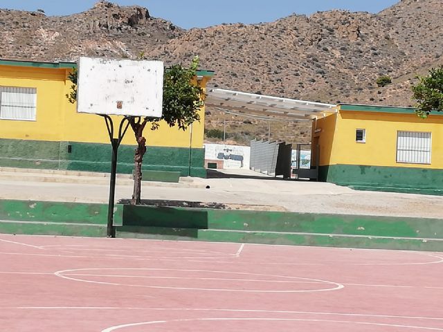 Cs denuncia el abandono del Colegio Puig Campillo de Isla Plana y reclama soluciones a las administraciones públicas