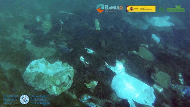 La UPCT combina matemáticas y robótica para localizar y mapear la basura submarina