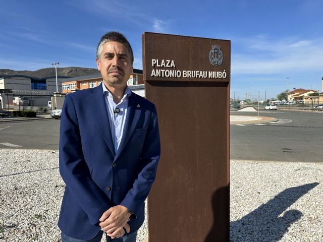 Giménez Gallo envía una carta al presidente de Repsol solicitándole que la empresa compense a los cartageneros ante el 75 aniversario de su instalación en Escombreras