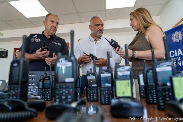 La Policía Local adquiere 120 nuevos dispositivos de comunicación de última generación