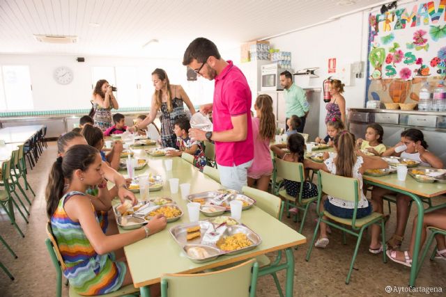 Educación ofrece servicio de comedor gratuito a más 250 niños este verano