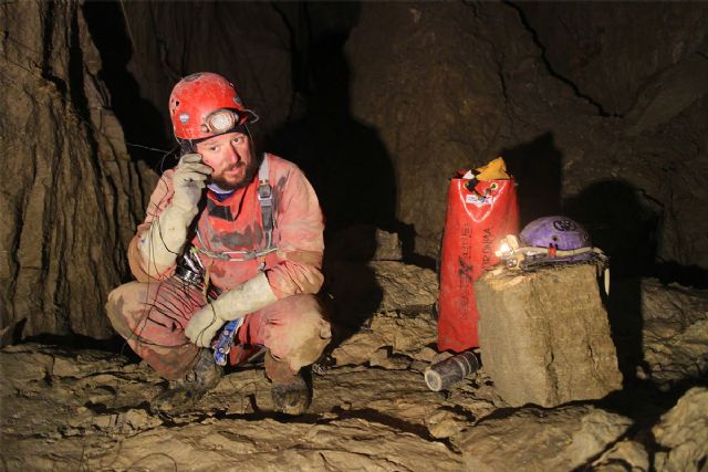 La exploración espeológica de las simas más profundas del planeta en la conferencia de Sergio García del Museo Teatro Romano
