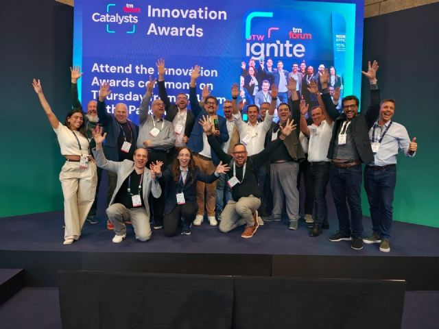 Premiada en Copenhague la spin-off de la UPCT E-lighthouse por susistema de IA multiagente para optimizar redes