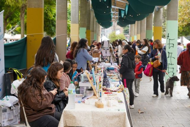 Abierto el plazo para participar en el mercadillo artesanal juvenil de Cartagena