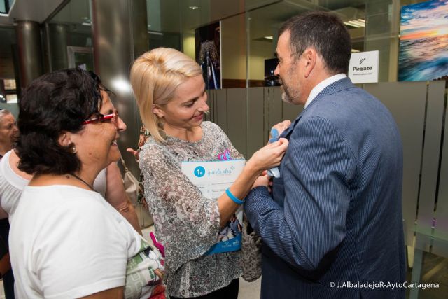 Un calendario sobre Cartagena, su tierra, su mar y sus costumbres recaudará fondos con un fin solidario