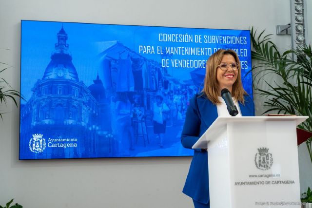 El Ayuntamiento de Cartagena concede una ayuda directa de 195.000 euros a los vendedores ambulantes