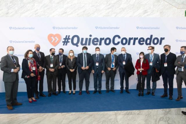 Yolanda Muñoz reivindica plazos y presupuestos para conectar el puerto de Cartagena al Corredor Mediterráneo como infraestructura clave para el futuro de la Región