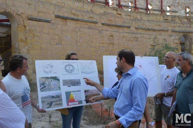 MC: Castejón y Arroyo ´celebran´ la ridícula inversión para el Anfiteatro mientras los suyos destinan siete millones al yacimiento de San Esteban de Murcia