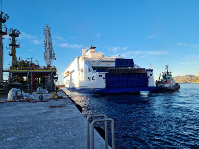 El Puerto de Cartagena se consolida con un puerto clave para el suministro de grandes buques propulsados por GNL