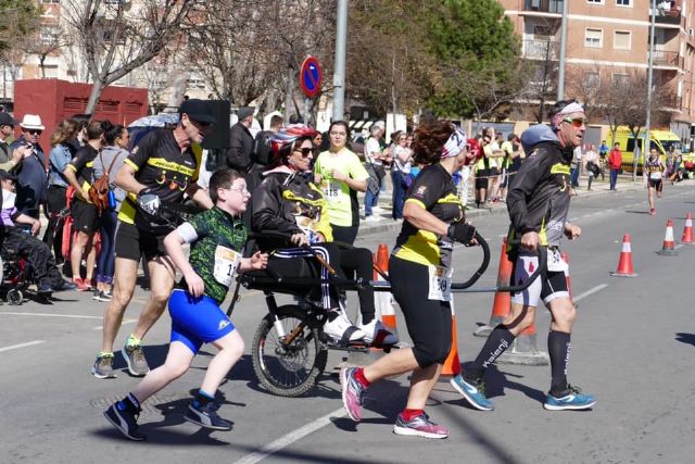 La VI Milla Solidaria logra recaudar 4.000 euros para los centros de emergencia social