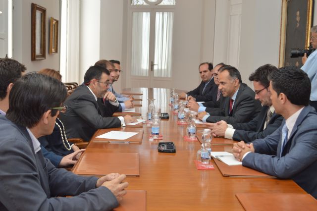 La Politécnica quiere sumar su Facultad frente al Puerto a los atractivos turísticos de Cartagena