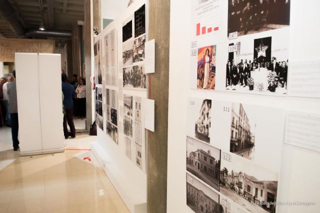 El Luzzy exhibe una muestra con imagenes de la II Republica y la Guerra Civil en Cartagena