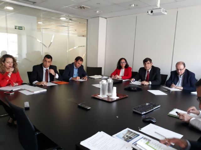 La alcaldesa considera intolerable que el ministerio este planteandose una alternativa de llegada del AVE a Cartagena sin soterrar y no antes de 2022