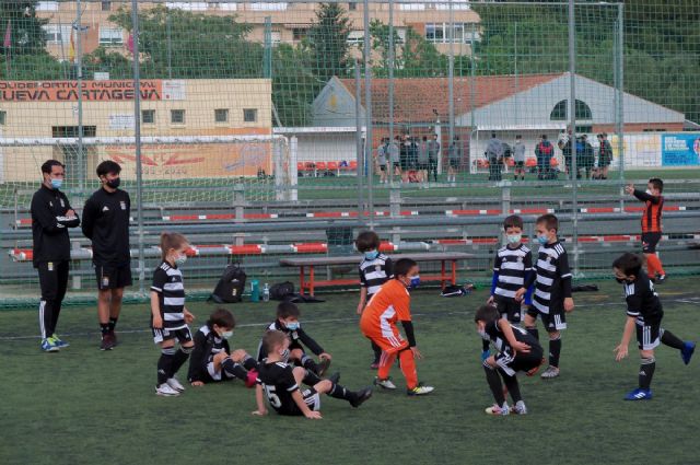 F.C. Cartagena y E.F. Santa Ana primeros clasificados en prebenjamines B