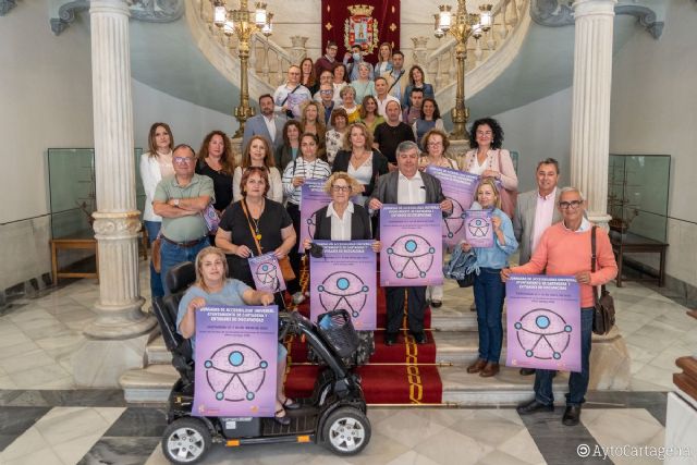 El Ayuntamiento y entidades de personas con discapacidad participan en unas jornadas sobre accesibilidad