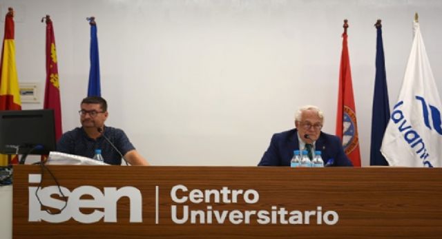 José Ibarra: «Bazán fue capaz de entregar 12 submarinos en 8 años en la década de 1920»