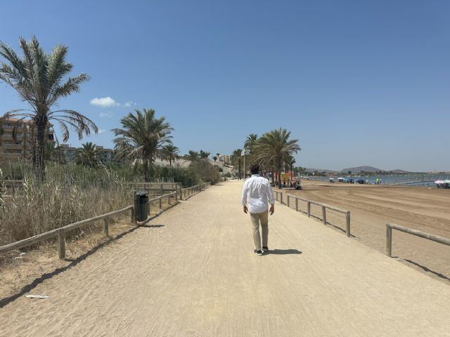 MC: Las playas de Cartagena, sin chiringuitos en plena temporada