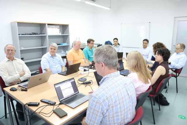 Expertos europeos se reúnen en la UPCT para impulsar la nueva generación de comunicaciones inalámbricas