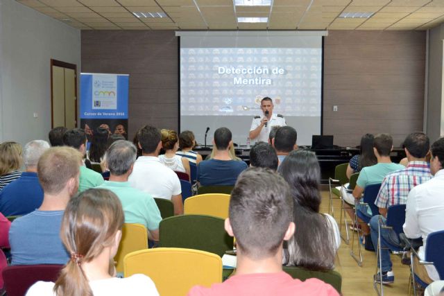 'Cuando uno sabe que no le están creyendo actúa como si mintiese'