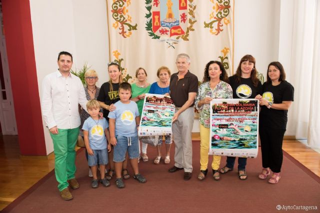 Brazadas solidarias para ayudar a las personas con enfermedades raras