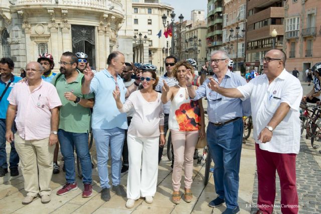 El reto 12 millones de pedaladas llega a Cartagena para sensibilizar sobre la situacion de los refugiados