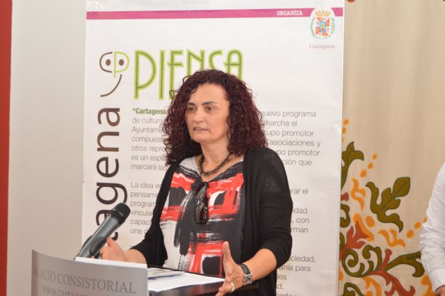 Investigadores de la UPCT recorren las bibliotecas municipales para divulgar cultura científica