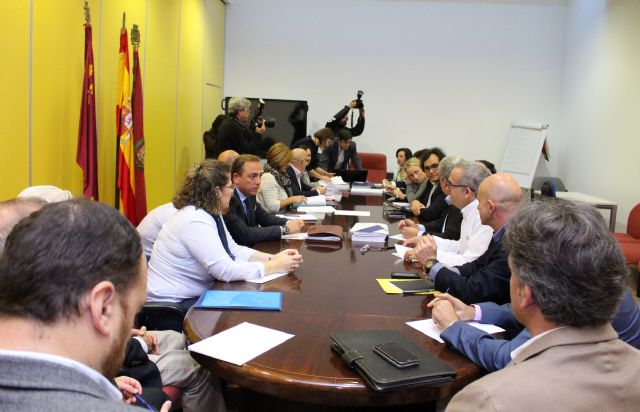 Manuel Padín: 'los cartageneros están cansados de escuchar  que pagaran menos por el recibo del agua, quieren realidades'