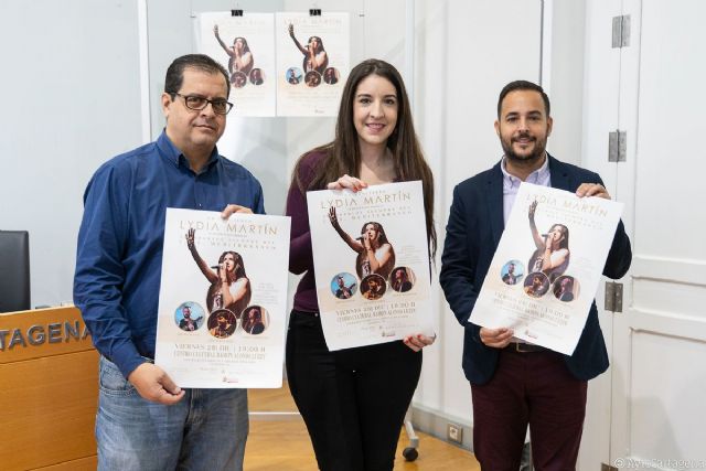 La cantante cartagenera Lydia Martín ofrecerá un concierto benéfico a favor del proyecto Solidarios Siempre