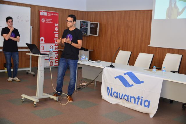 La cátedra de Navantia premia a estudiantes de la asociación Machine Learning UPCT por su asistente de voz para buques 'Lezo'