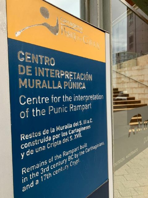 MC Cartagena reclama al Gobierno local que frene el deterioro en la imagen turística del municipio