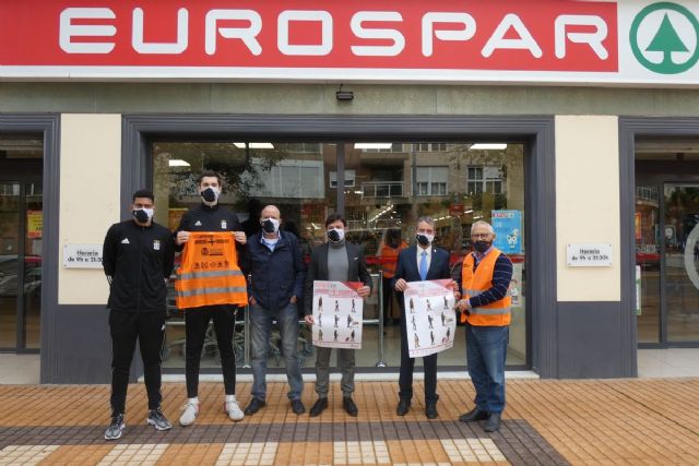 El baloncesto cartagenero se suma a la campaña de recogida de alimentos