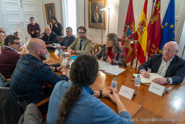 Apoyo unánime del Ayuntamiento a los trabajadores de Sabic y a la empresa auxiliar afectada