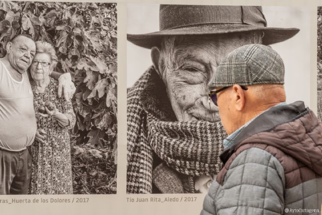Más de 65 artistas de la Región ponen en valor la fotografía en las calles de Cartagena