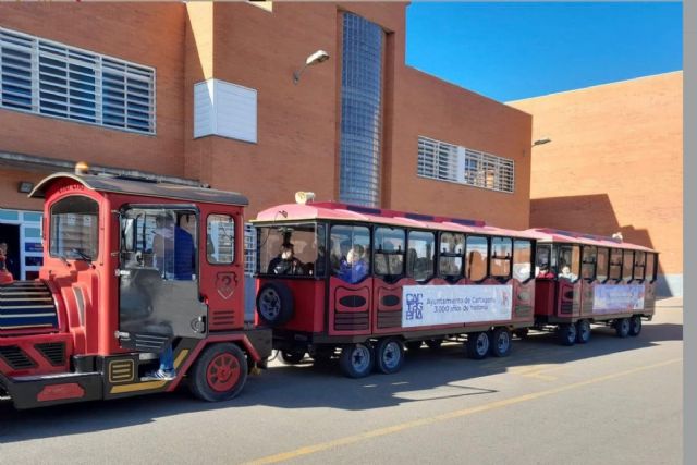 Los escolares descubren el comercio de proximidad en una iniciativa conjunta del Ayuntamiento y el Centro Comercial Abierto