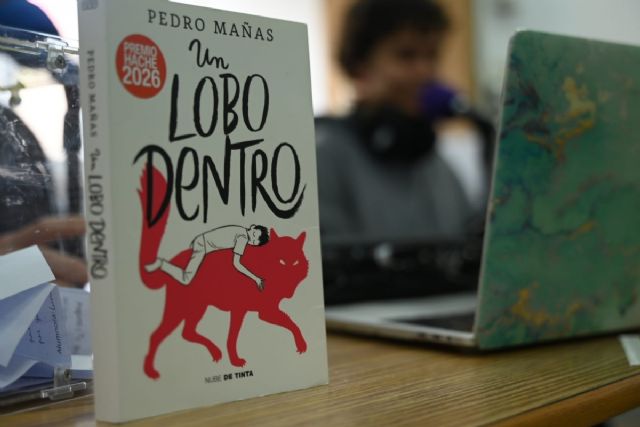 Pedro Mañas protagoniza el último encuentro telemático del Premio Hache 2026