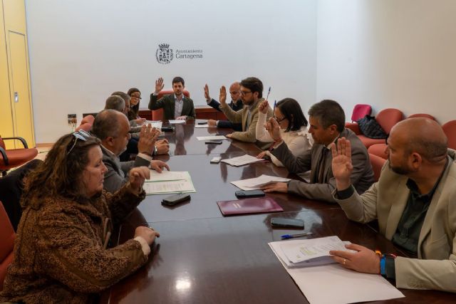 La Comisión de Hacienda e Interior dictamina estimar el recurso de Federico Trillo contra su declaración como ´persona non grata´ de 2017