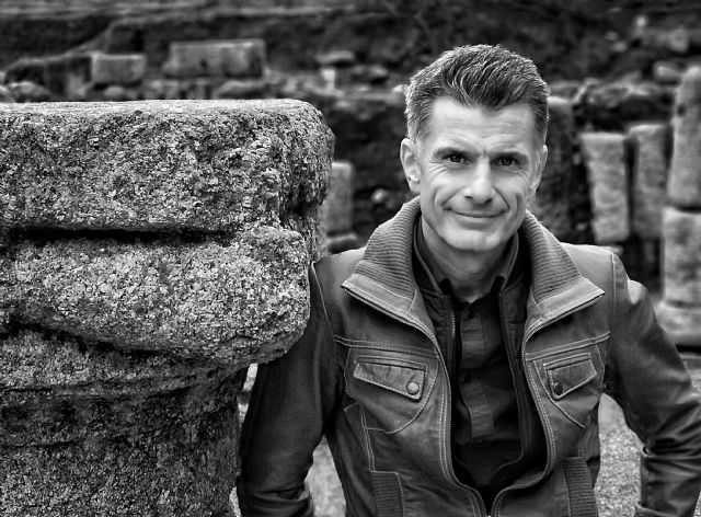 El Museo del Teatro Romano acoge la presentación de ´Atlas mitológico de Grecia´, de Pedro Olalla