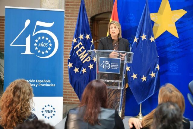 Cartagena expone a otros Ayuntamientos cómo permitir que las familias ahorren más de 500.000 € con medidas de conciliación