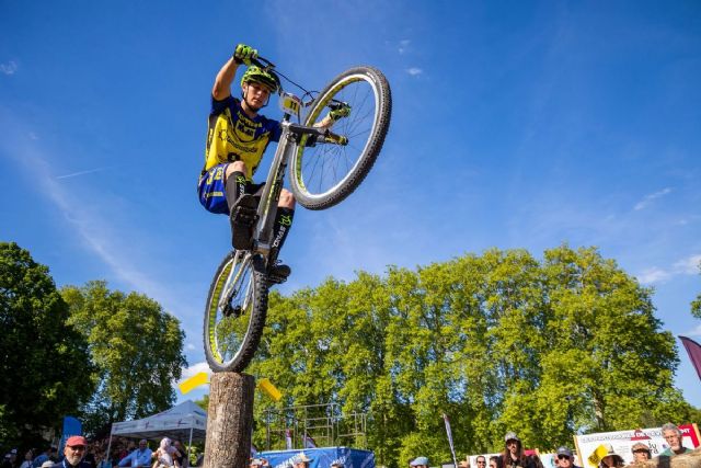 Daniel Cegarra Moltó brilla en la Copa del Mundo de Trial Bici en Dole