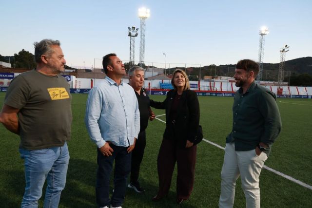 El Estadio Municipal Ángel Celdrán estrena su nueva iluminación tras una inversión de 160.000 euros