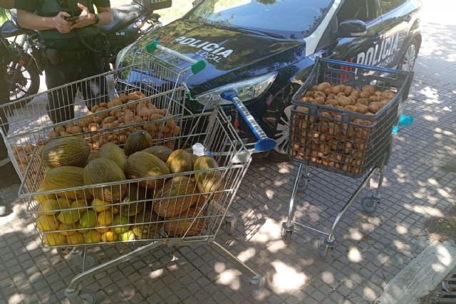 Policía Local inspecciona mercados para prevenir venta ambulante no autorizada